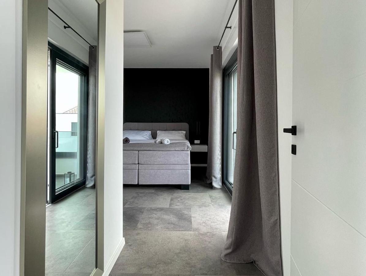 Villa Mila Vrsi Buitenkant foto