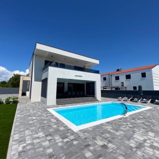 Villa Mila Vrsi Buitenkant foto