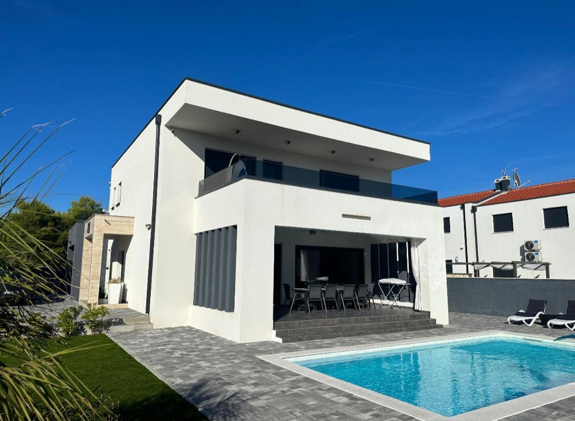 Villa Mila Vrsi Buitenkant foto